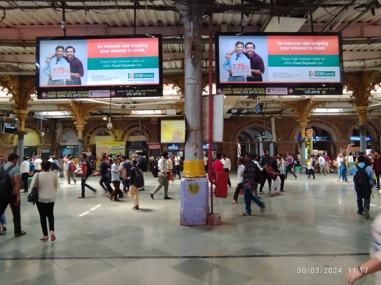 High-impact metro station advertising targeting daily commuters for brand visibility